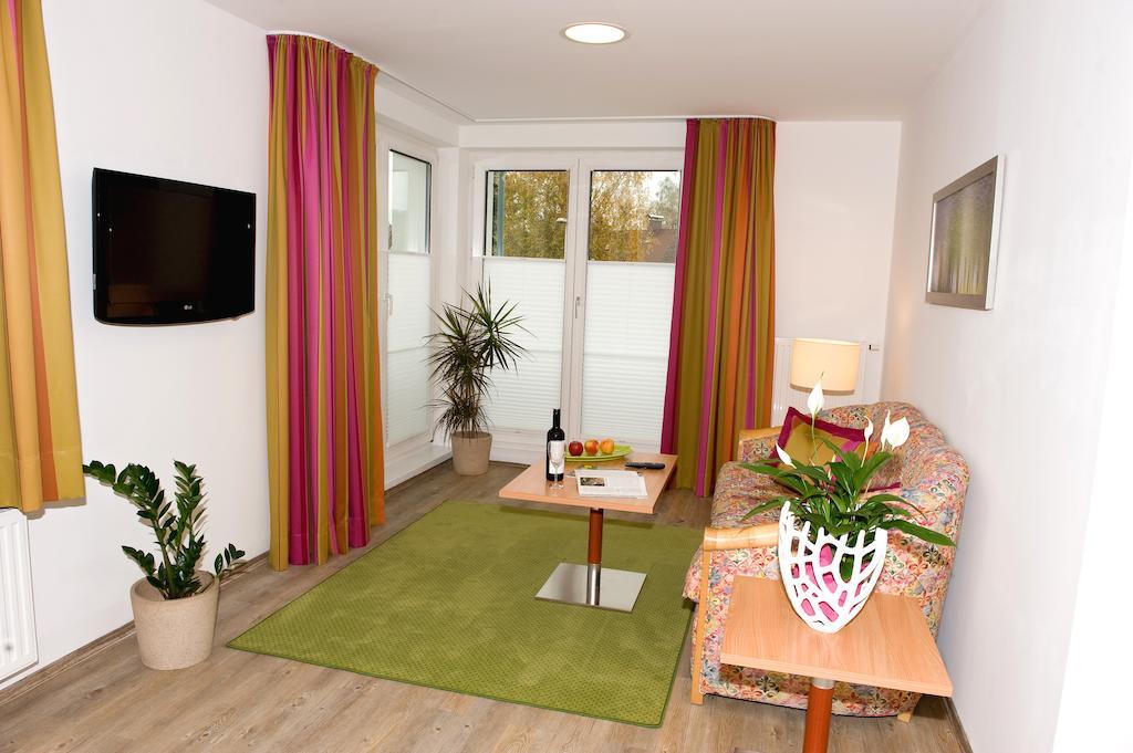 Ferienwohnungen - Boarding Wohnungen Sonnenhof Lenzing Room photo